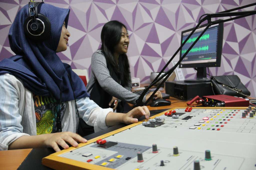 Lab. Radio